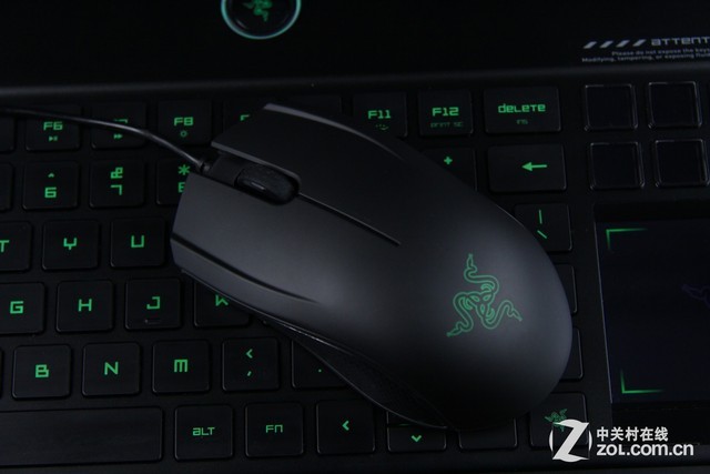 经典再升级 雷蛇地狱狂蛇2014版首测 