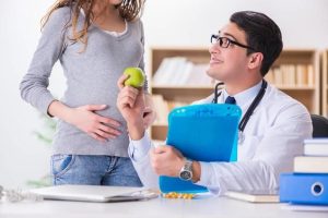 怀孕6个月可以养狗吗有影响吗?(家有孕妇养狗有啥注意事项)